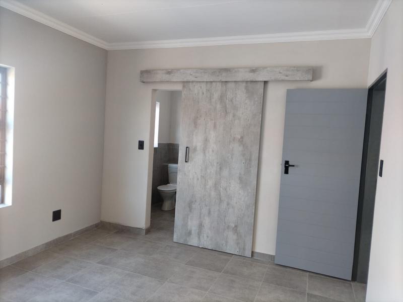 3 Bedroom Property for Sale in Waterval East North West